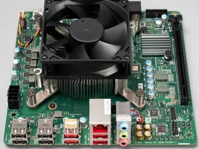 AMD представила системную плату 4700S Desktop Kit с процессором от Xbox Series X/S